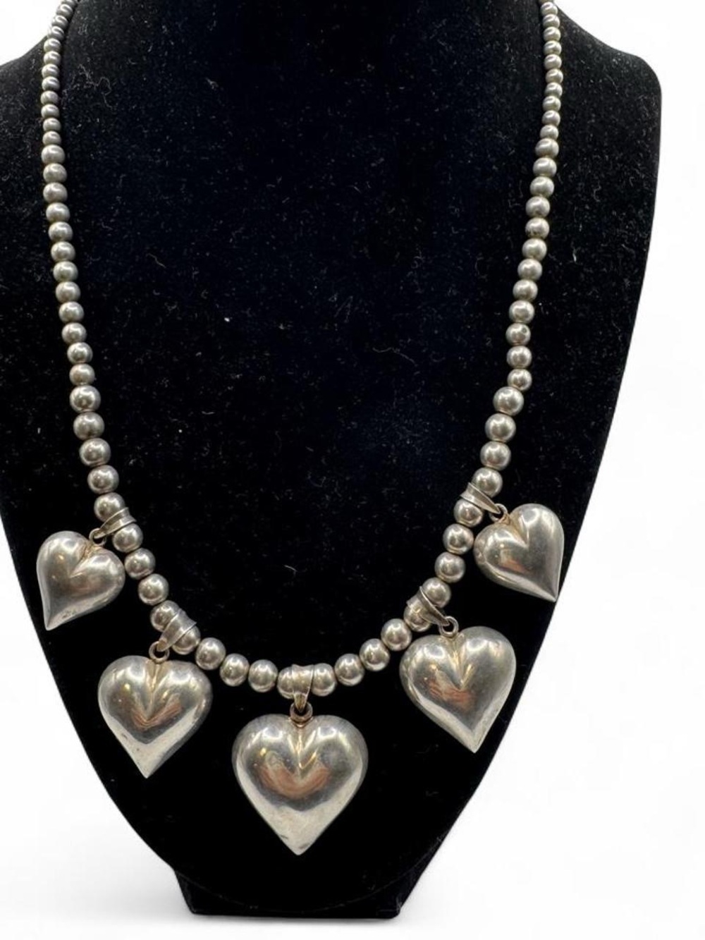 Vintage Sterling Silver Hearts Pendant Bead Necklace